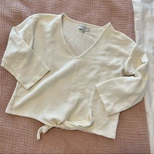 White Ribbed Shirt with Tie